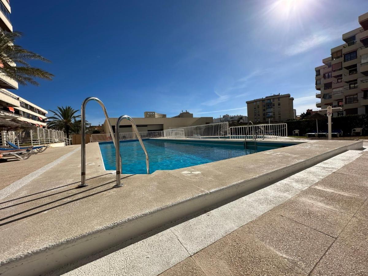 Apartamento Con Vista Al Mar En La Mitica Nogaler Торемолинос Екстериор снимка