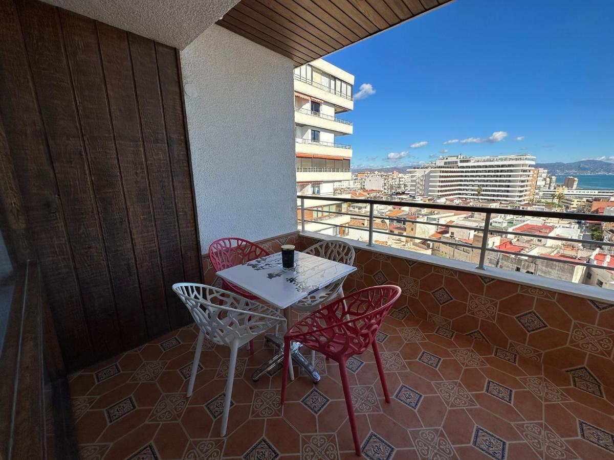 Apartamento Con Vista Al Mar En La Mitica Nogaler Торемолинос Екстериор снимка