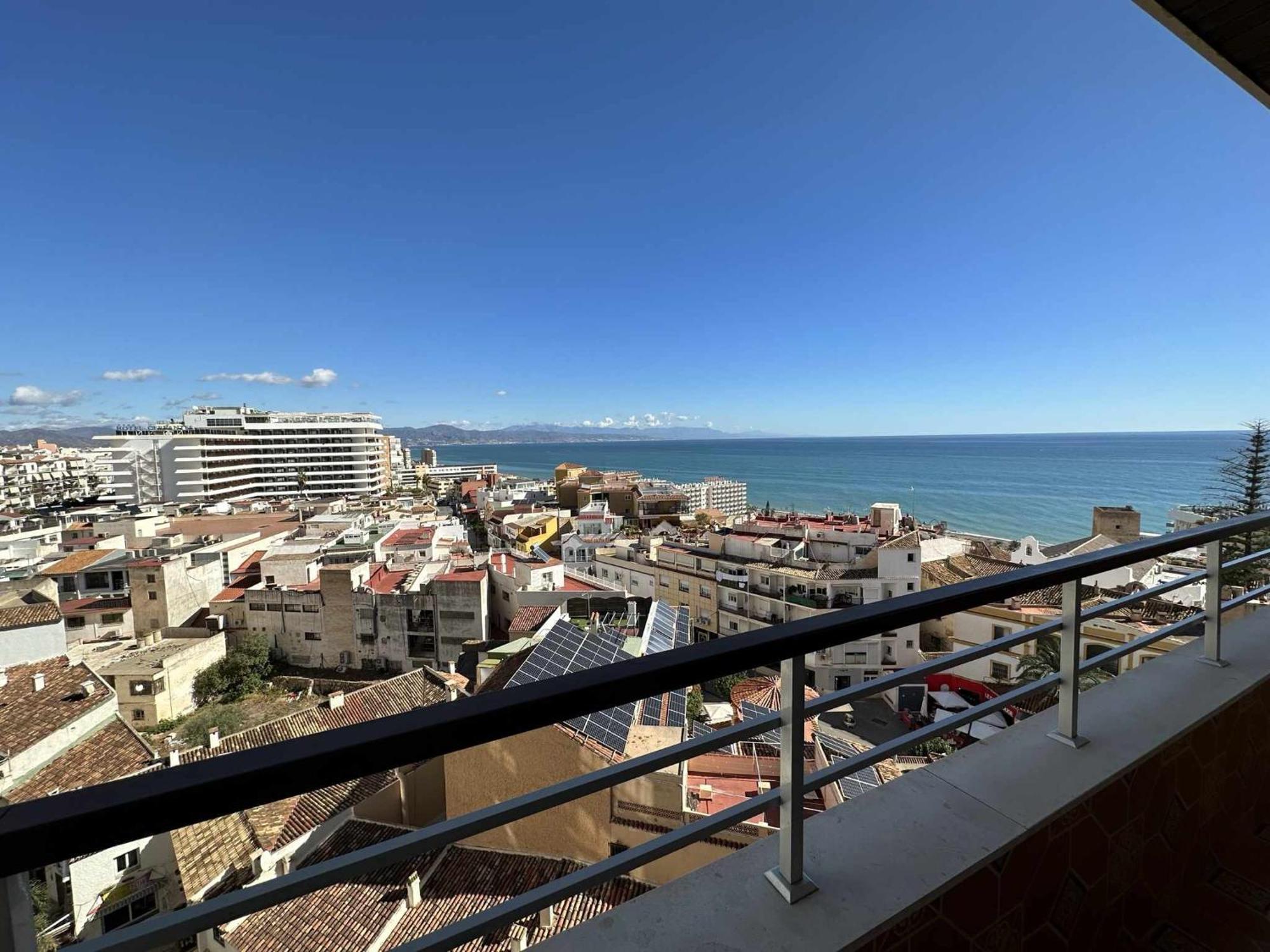 Apartamento Con Vista Al Mar En La Mitica Nogaler Торемолинос Екстериор снимка